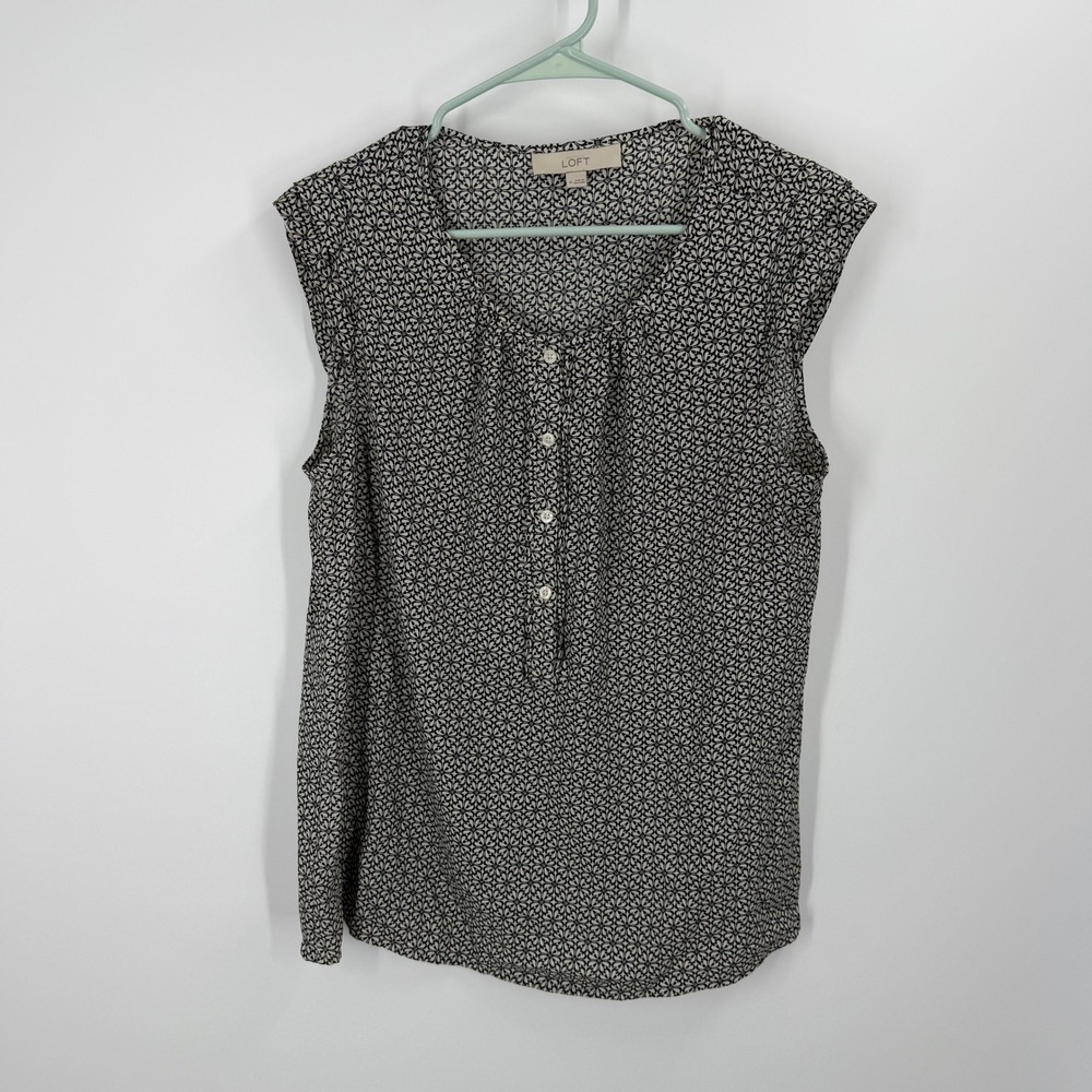 Loft Blouse Women Medium Black White Floral Henley Cap Sleeve Pleated